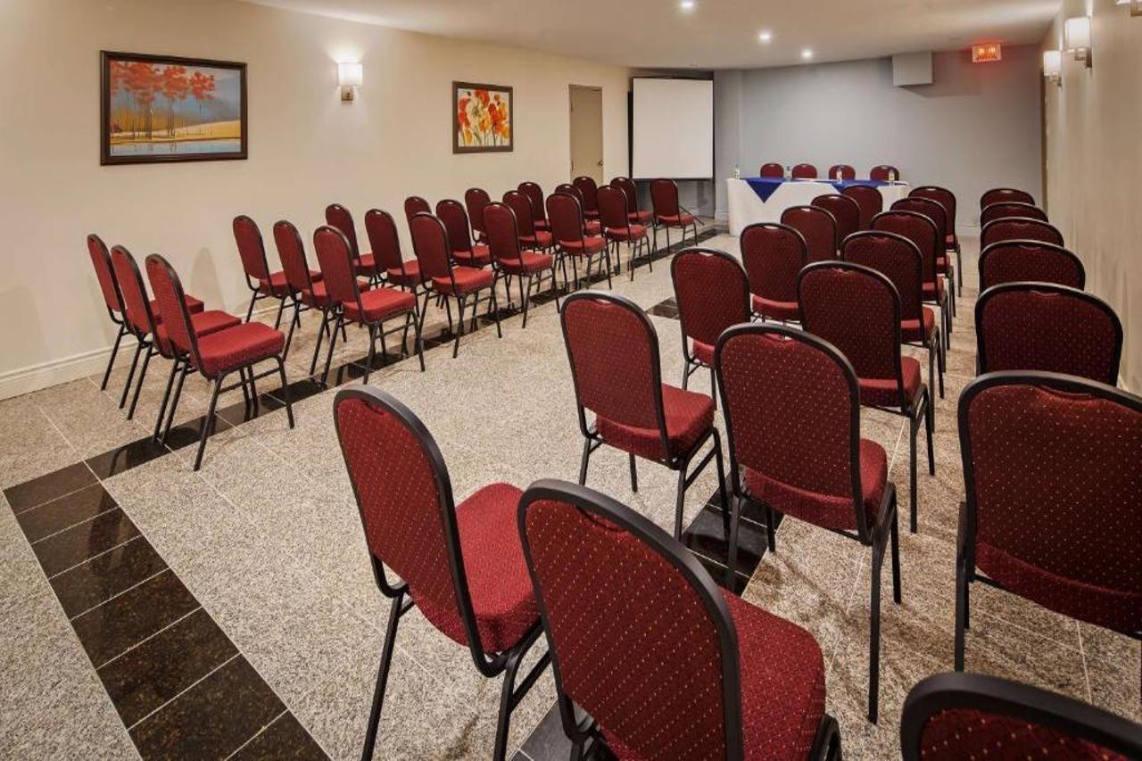 Best Western Plus Montreal East Exterior photo