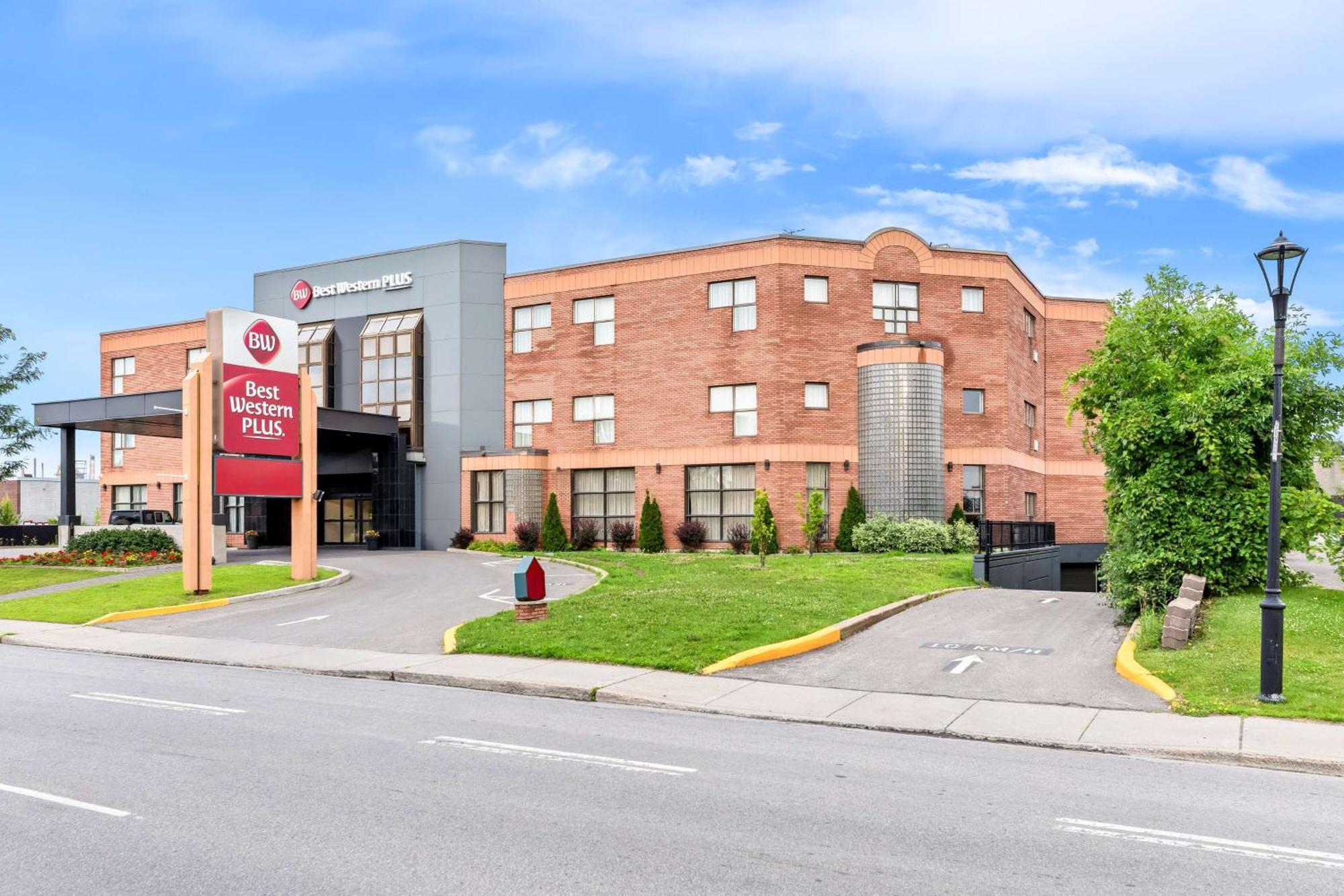 Best Western Plus Montreal East Exterior photo